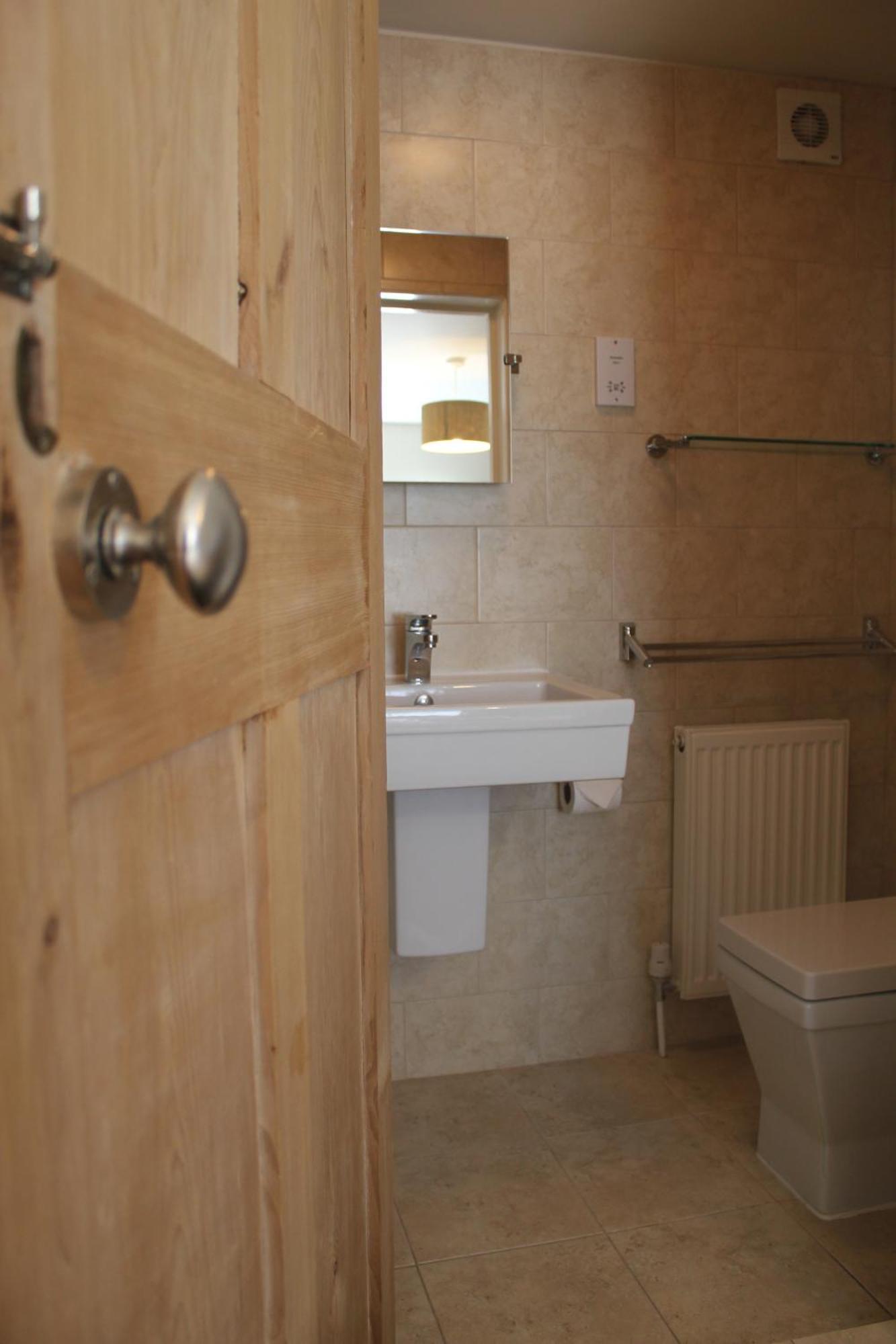Bed and Breakfast The Coach House Винтербоуне Номер фото