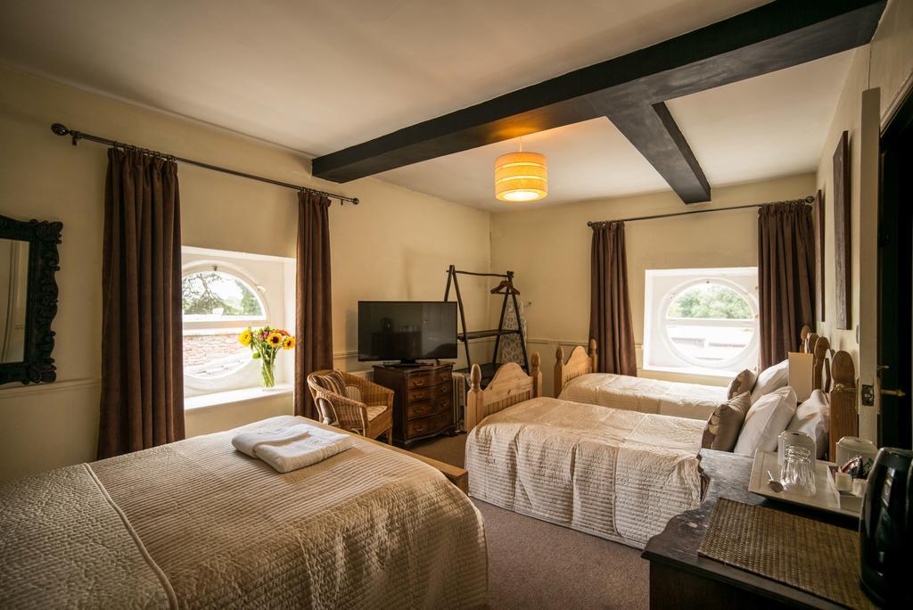 Bed and Breakfast The Coach House Винтербоуне Экстерьер фото